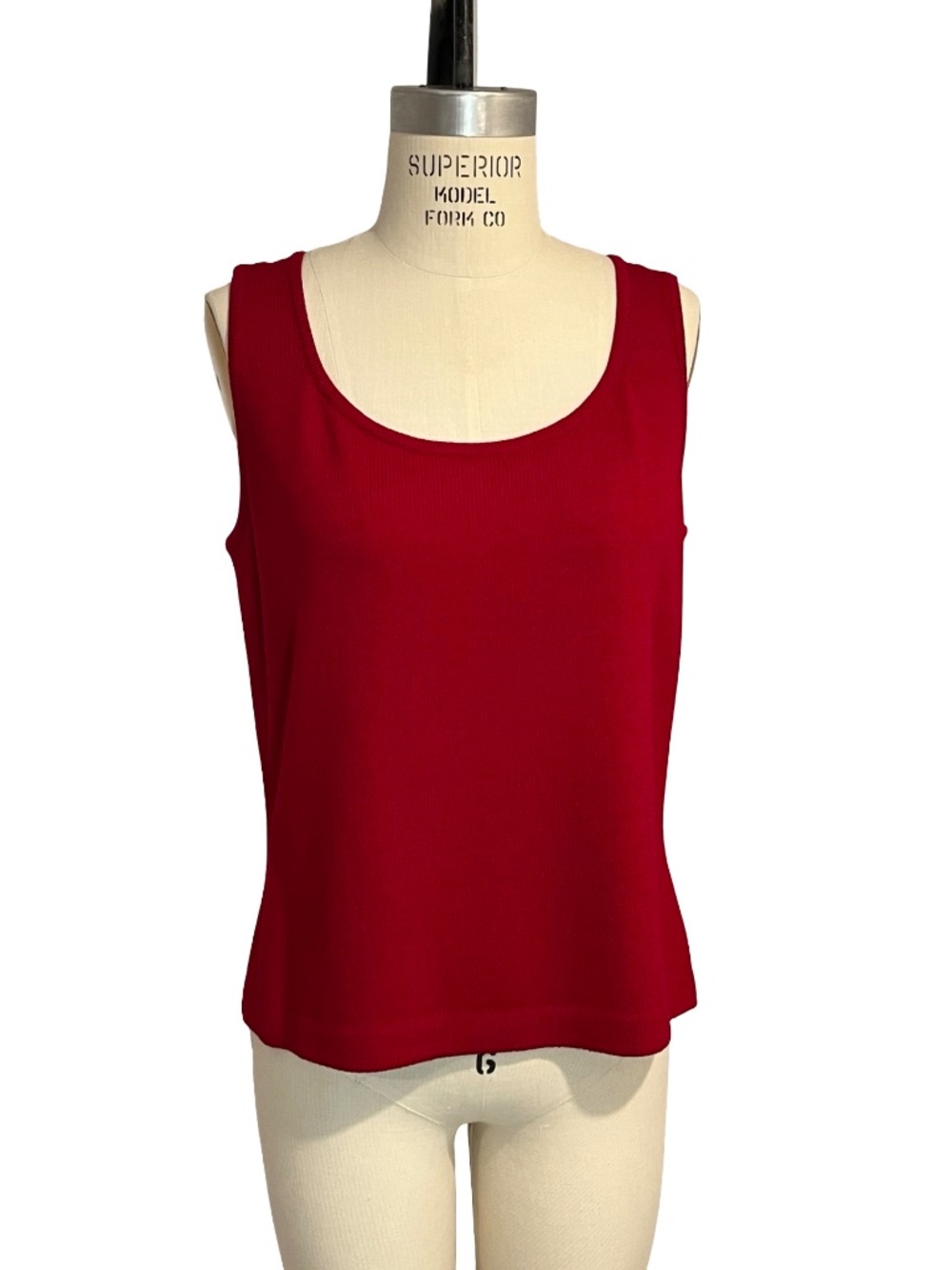 St John Red Knit Sleeveless Tank Top MEDIUM Made USA NEW WITH TAGS $300